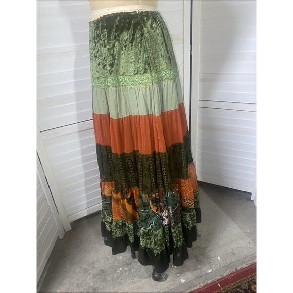 Y2K Baranda Women’s Size 28” Peasant Skirt Tiered Velvet Ruffle Lace Boho Maxi - Picture 8 of 9